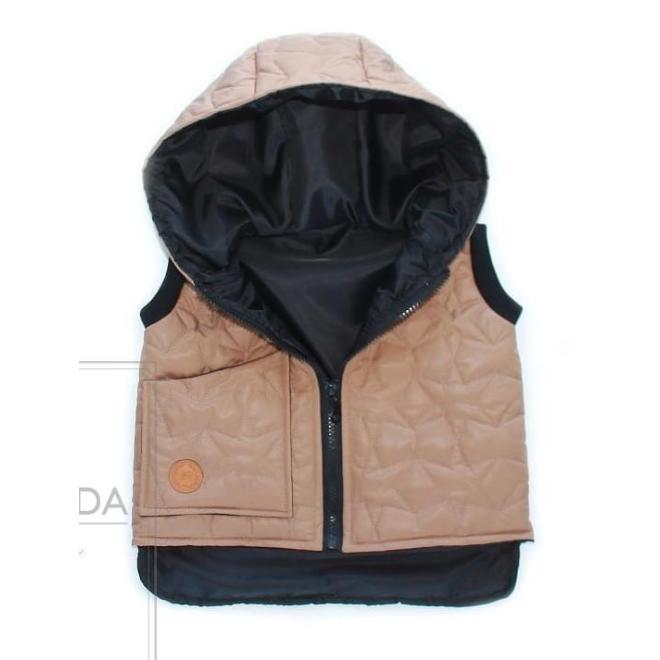 E-shop Béžová vesta s kapucňou a vreckom, MC32 110